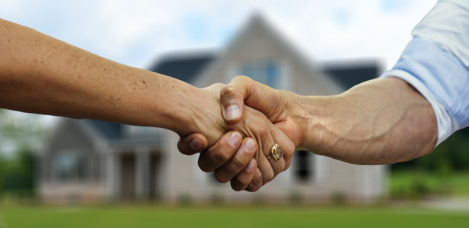 À qui confier votre investissement immobilier ?