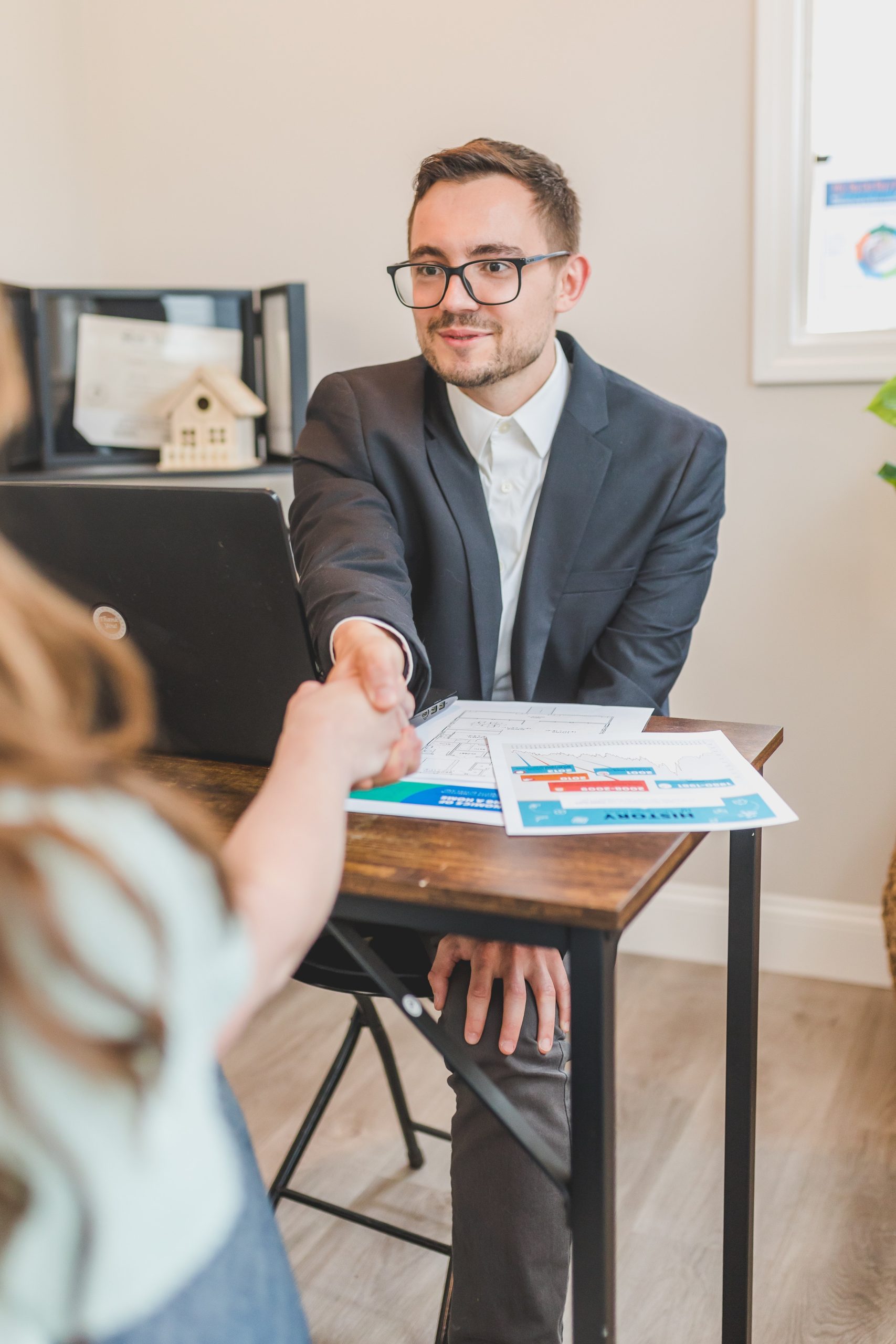 Quelles sont les prestations offertes par le notaire ?