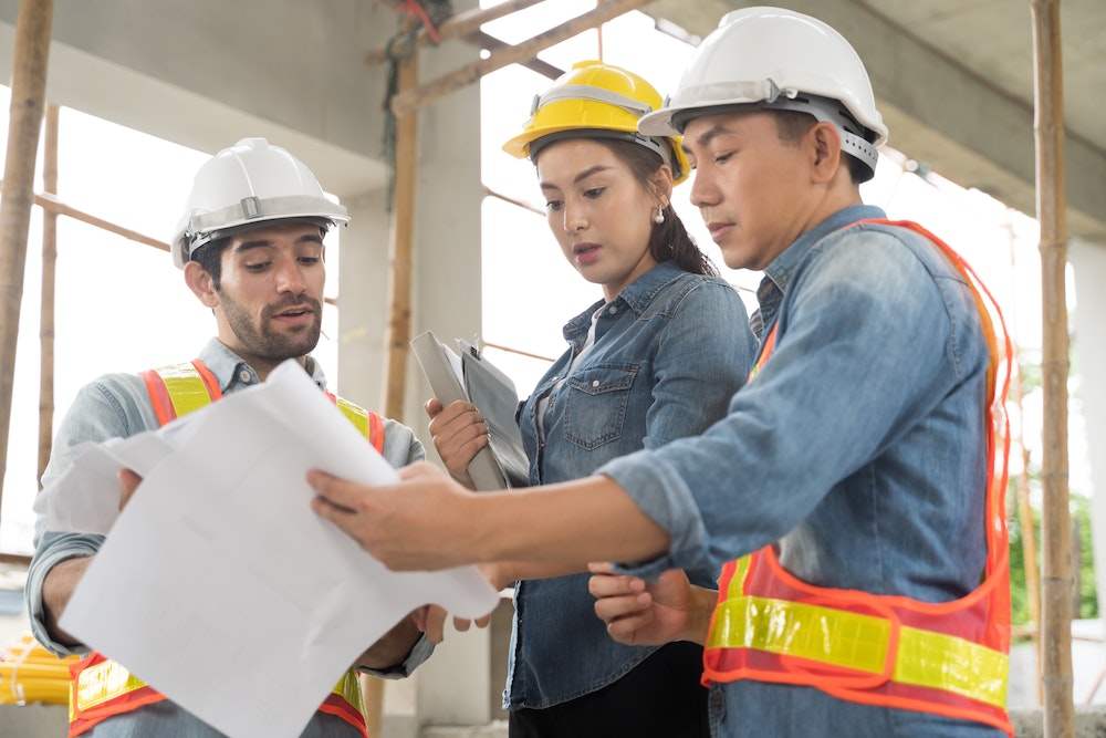 Panneau de chantier : analyse juridique de la conformité des informations